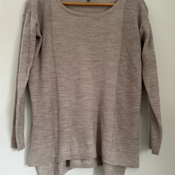 Napa Valley Cozy Beige Scoop Neck Knit High Low Sweater - Picture 4 of 8